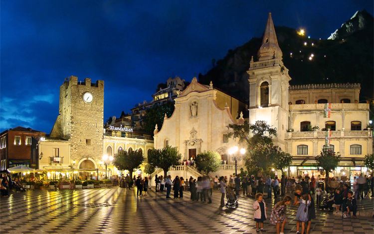 taormina piazza venti settembre