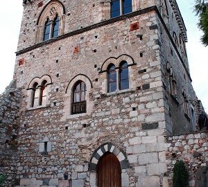 centro-storico-taormina-pallao-dei-duchi